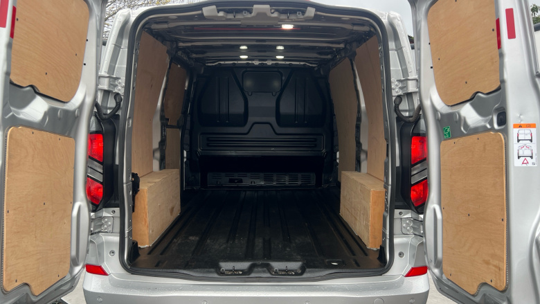 Ford Transit Custom 300 L1 Diesel Fwd 2.0 EcoBlue 136ps H1 Van Limited Auto